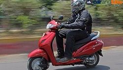 Top 10 Best Selling Two Wheelers in May 2016; Honda Activa Outshines Hero Splendor