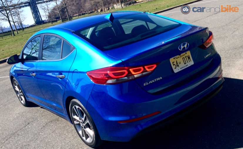 2017 hyundai elantra 827x510