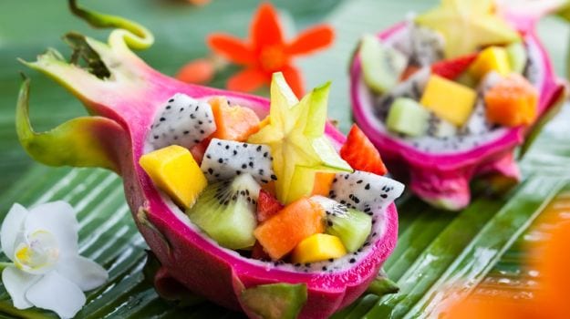 How to Eat Dragon Fruit: 5 Delicious Ways to Try it