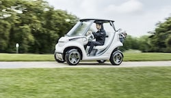 Mercedes-Benz Teams Up With Garia to Make Luxury Golf Cart