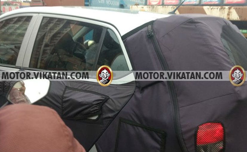 hyundai grand i10 facelift rear spied 827x510