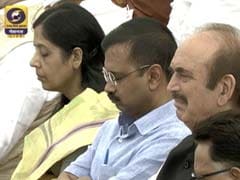 पीएम नरेंद्र मोदी के भाषण के दौरान सो गए अरविंद केजरीवाल, सिसोदिया ने कहा - बोरिंग था भाषण
