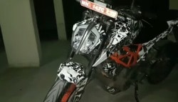 2017 KTM 390 Duke Spotted Again; Likely To Get A TFT Screen, Different Riding Modes And More Hindi
