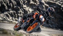 2017 KTM 390 Duke Launch Details Revealed