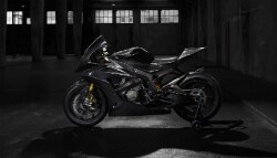 BMW HP4 Race Superbike Spotted Testing
