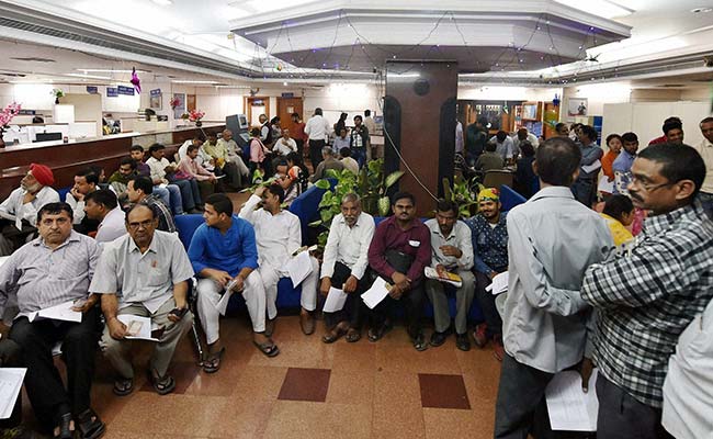To Ease Bank Lines, Indelible Ink Will Mark Those Who've Taken New Notes