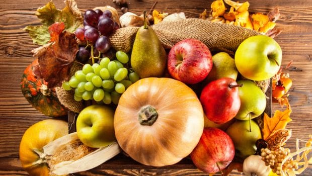 Health Benefits of Red, Green and Gold Coloured Vegetables and Fruits