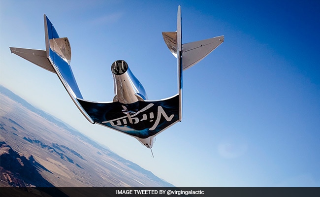 Watch Richard Branson's New Spaceship Fly Solo For The First Time - NDTV