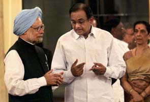 Cabinet reshuffle: P Chidambaram back as Finance Minister, Sushil Kumar Shinde gets Home Cabinet reshuffle: P Chidambaram back as Finance Minister, Sushil Kumar Shinde gets Home