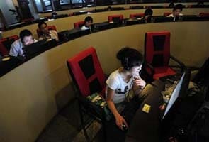 China pressures businesses to help censor the web China pressures businesses to help censor the web
