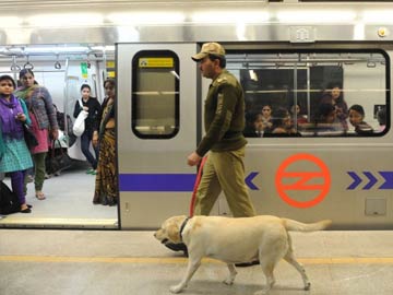 Delhi Metro Gives Free Rides for Independence Day Function