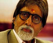 Big B Condoles Journalist <b>Jyotirmoy Dey&#39;s</b> Death - bigb-presscon