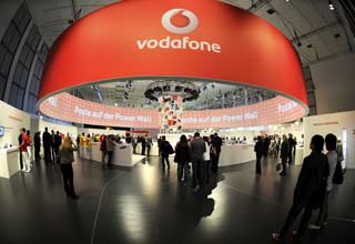 Vodafone CEO meets Pranab, seeks tax exemption