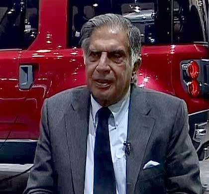 Ratan Tata buys 425,000 shares in Tata Motors for Rs 9.9 cr