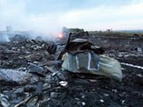 Video : Malaysian Airliner Shot Down in Ukraine, 295 Dead