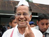 Video : Assembly Polls: Tarun Gogoi Casts His Vote In Assam