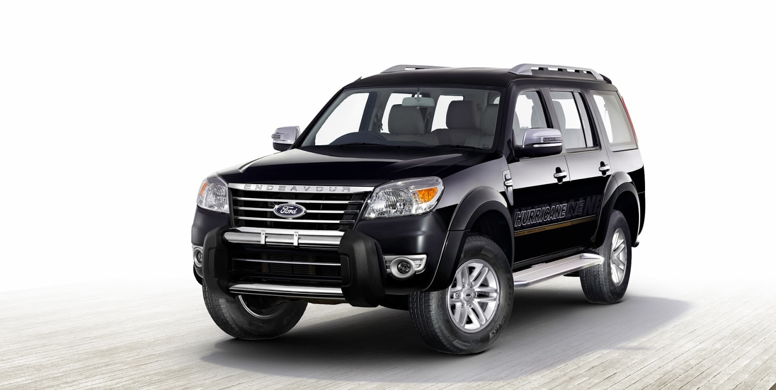 On road price of ford endeavour in chandigarh