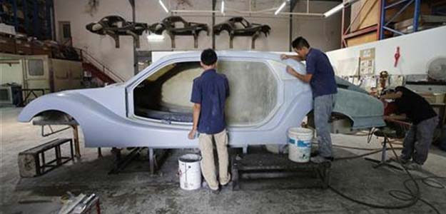 US auto industry quality slips for first time in 16 years: survey