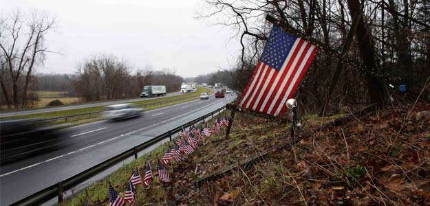 Poverty Rate in US Drops For the First Time Since 2006