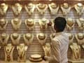 Gold, silver imports plunge sharply to $0.8 bn in September