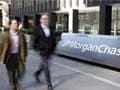 JP Morgan, Deutsche extend multi-dealer chatroom bans: report