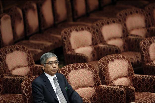 Bank of Japan Keeps Policy Steady Despite Signs of Recession
