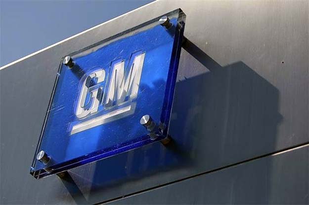 General Motors Recalls 316000 Vehicles Because of Malfunctioning Headlights