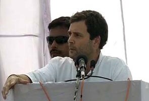 यूपी की रैली में बोले राहुल गांधी, अपनी सरकार से कहिए बंगलौर-दिल्ली को बुंदेलखंड लाए यूपी की रैली में बोले राहुल गांधी, अपनी सरकार से कहिए बंगलौर-दिल्ली को बुंदेलखंड लाए