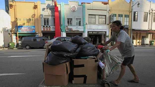 As Singapore gets richer, more people left behind As Singapore gets richer, more people left behind