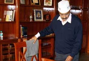 अरविंद केजरीवाल की दिल्ली सरकार का ऐलान, 400 यूनिट तक बिजली की दर आधी होंगी