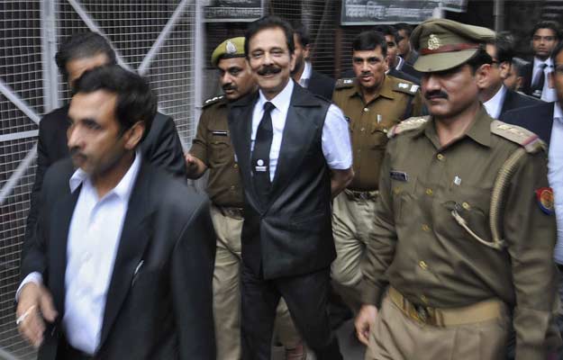 Subrata Roy to remain in jail as Sahara struggles to find Rs 10,000 cr Subrata Roy to remain in jail as Sahara struggles to find Rs 10,000 cr