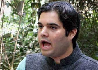 'बड़े भाई' राहुल के खिलाफ प्रचार नहीं करेंगे वरुण गांधी 'बड़े भाई' राहुल के खिलाफ प्रचार नहीं करेंगे वरुण गांधी