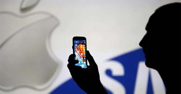 US Jury Orders Smartphone Maker Samsung to Pay Apple $120 million