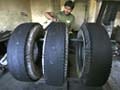 Tyre Makers Gain as Rubber Prices Slump