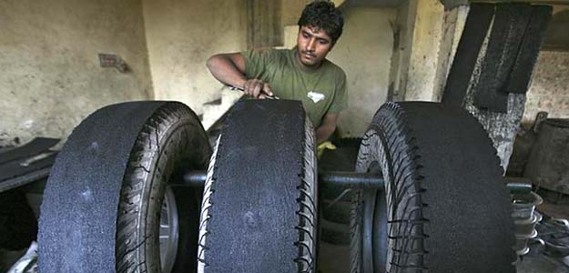 Tyre Makers Stare at Lower Revenue as Chinese Imports Soar: India Ratings