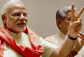 नरेंद्र मोदी के शपथग्रहण में शामिल होंगे नवाज शरीफ? फैसला आज संभव