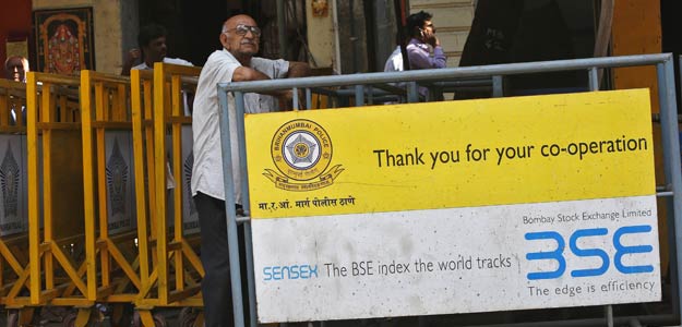 Bombay Stock Exchange Shuts Markets Amid Network Glitch