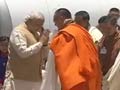 प्रधानमंत्री बनने के बाद नरेंद्र मोदी की पहली विदेश यात्रा, दो-दिवसीय दौरे पर भूटान पहुंचे