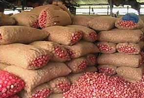 Government to Limit Stockholding of Onions, Potatoes