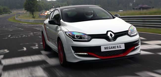 Renault Sets Fastest FWD Nurburgring record with the Megane RS 275 Trophy-R
