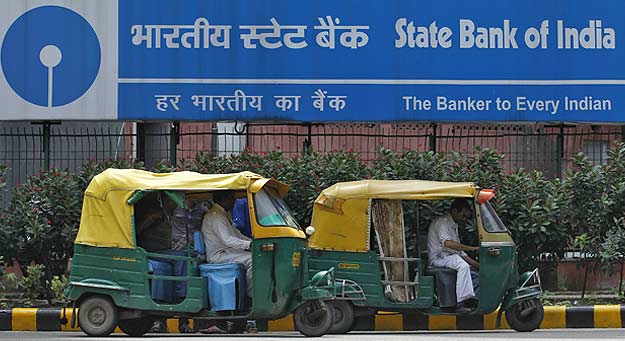 SBI ने MCLR दर घटाया, वरिष्ठ नागरिकों के लिए विशेष जमा योजना की हुई शुरुआत