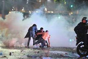 फुटबॉल विश्वकप में हार के बाद आंसूओं, मस्ती और हिंसा में डूब गया अर्जेंटीना