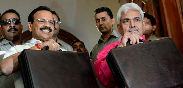 Railway Budget 2014: Rail Minister Concerned Over Experimental Train Stoppages
