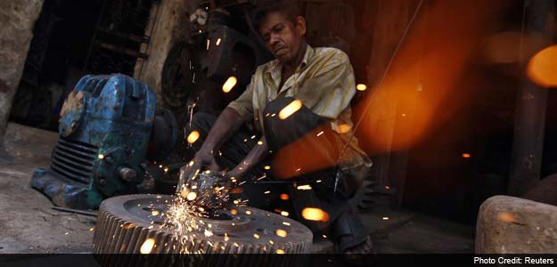 India's Manufacturing, Services Growth Outpaced China in November