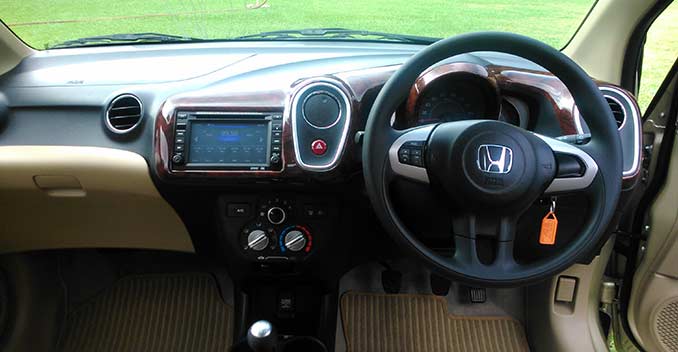 Honda Mobilio Mobilio interiors