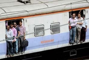 Rail Infra Stocks Extend Loss for Second Day