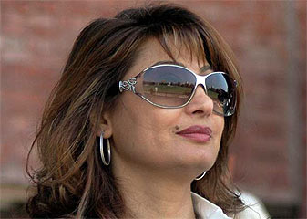 सुनंदा पुष्कर मौत मामला : पुलिस ने हत्या का केस दर्ज किया