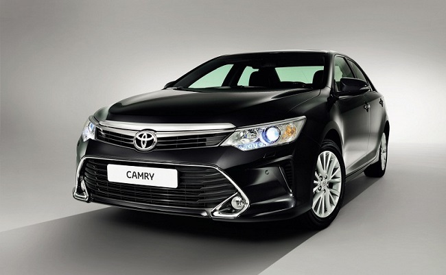 New Toyota Camry Hybrid to Launch on April 30, 2015