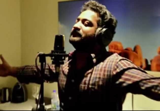 Jr NTR Rocks With <i>Rakasi Rakasi</i> for <i>Rabhasa</i> Jr NTR Rocks With <i>Rakasi Rakasi</i> for <i>Rabhasa</i>