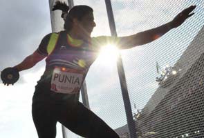 राष्ट्रमंडल खेल : सीमा पूनिया को चक्का फेंक में रजत, कृष्णा ने किया निराश